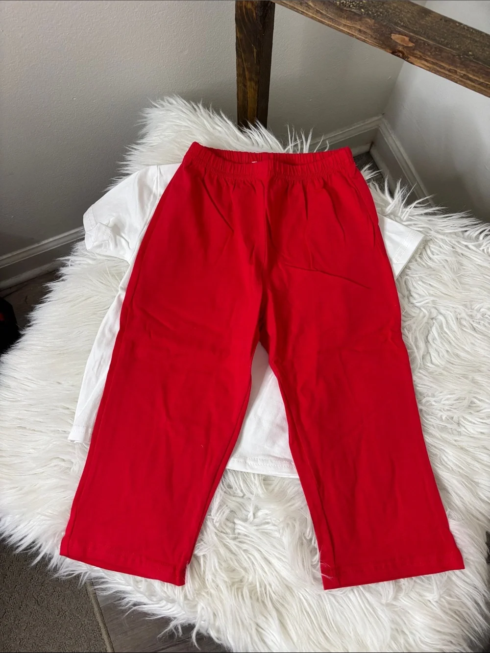 Kids White & Red Santa Smocked Outfit Set Size 2